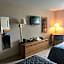 Econo Lodge Inn & Suites