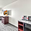Cobblestone Hotel & Suites Denmark - Green Bay