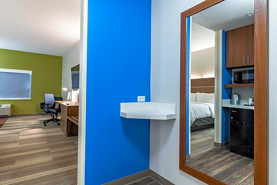 Holiday Inn Express And Suites Moundsville By IHG