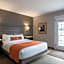 Amsterdam Inn & Suites, an Ascend Collection Hotel