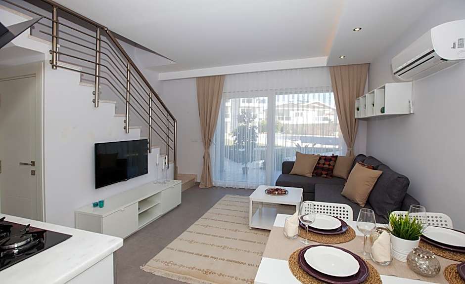 Truemar Hotels & Suites