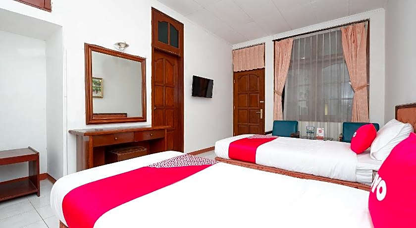 SUPER OYO Capital O 1644 Hotel Griya Kencana