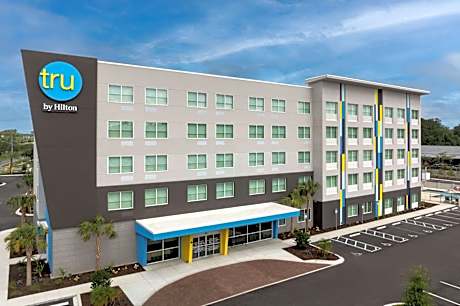Tru by Hilton Jacksonville Airport I-95