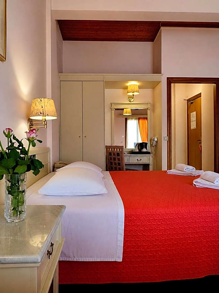 Acropole Delphi City Hotel