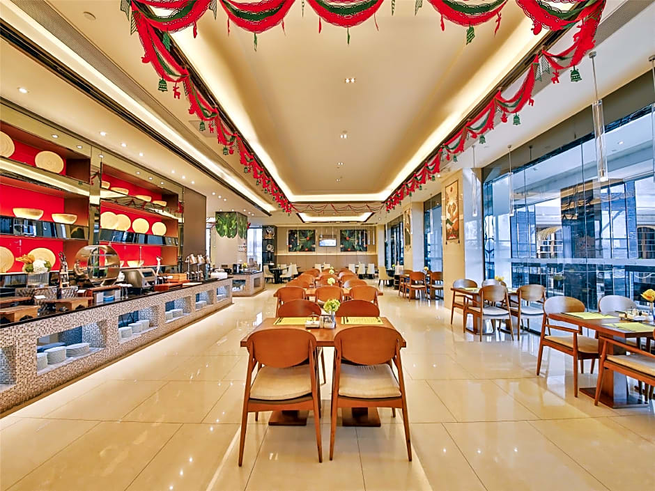 Jianghai Country Garden Phoenix Hotel