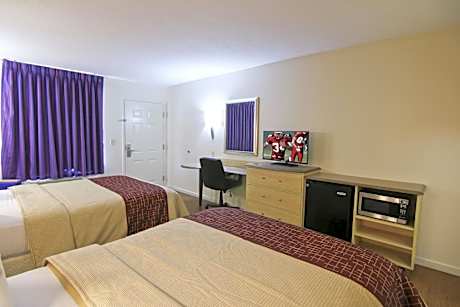Deluxe Room with Two Double Beds Non-Smoking