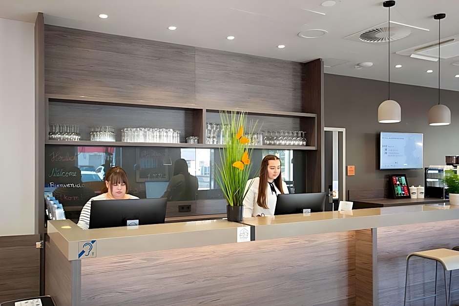 CAMPANILE DUISBURG CITY