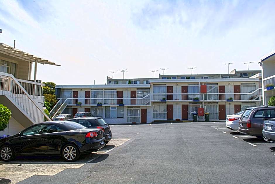 Alexander Motor Inn & Apartments