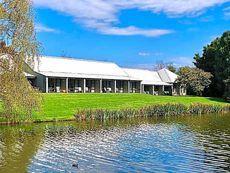 Briars Country Lodge