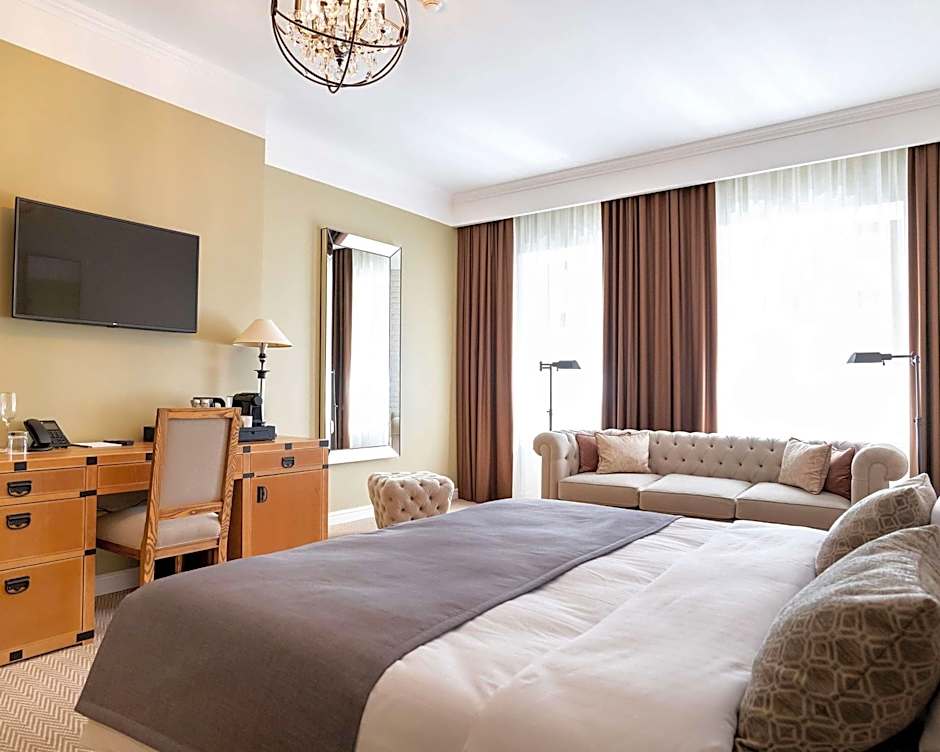 Best Western Plus Market Square Lviv