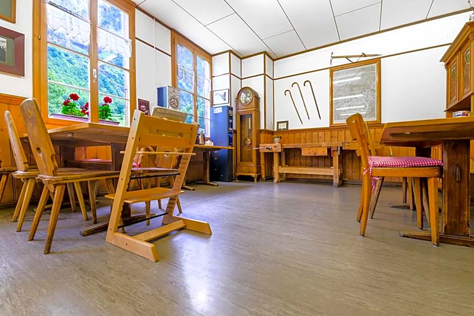 ALPENHOF Mountain Lodge