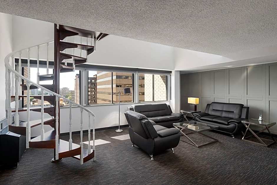 Ramada Plaza by Wyndham Regina Downtown