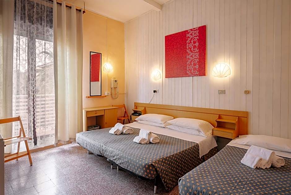 Hotel Aurora