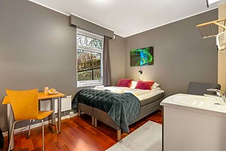 Triple Room with Shared Bathroom