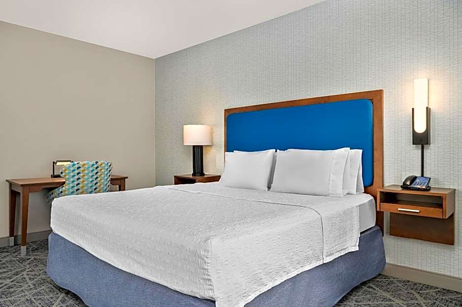 Hampton Inn By Hilton Chicago North-Loyola Station, Il