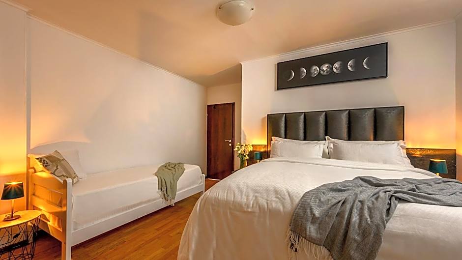 Yellow house with private parking