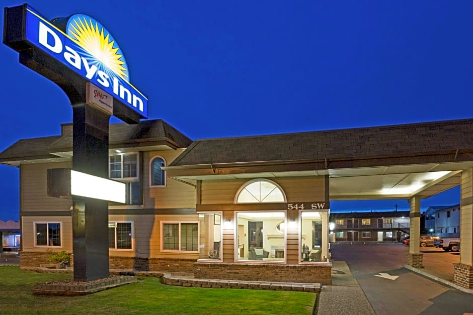 Days Inn by Wyndham Newport OR