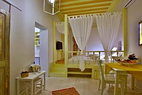 Junior Suite with Garden View