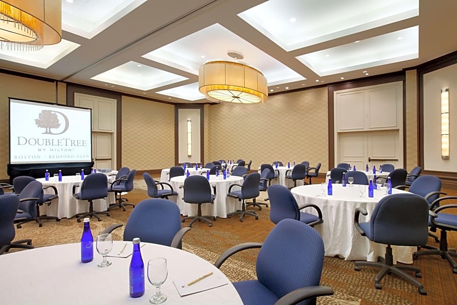 DoubleTree by Hilton Hotel Boston - Bedford Glen