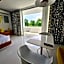 Chill Hotel Seminyak