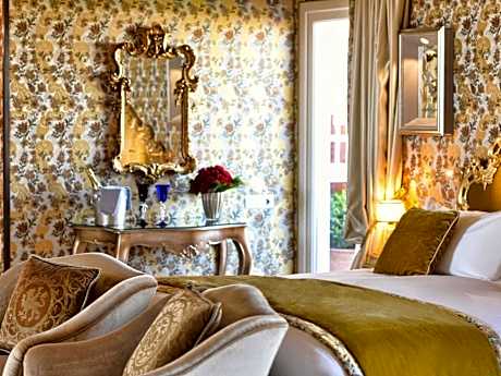 Presidential King Suite
