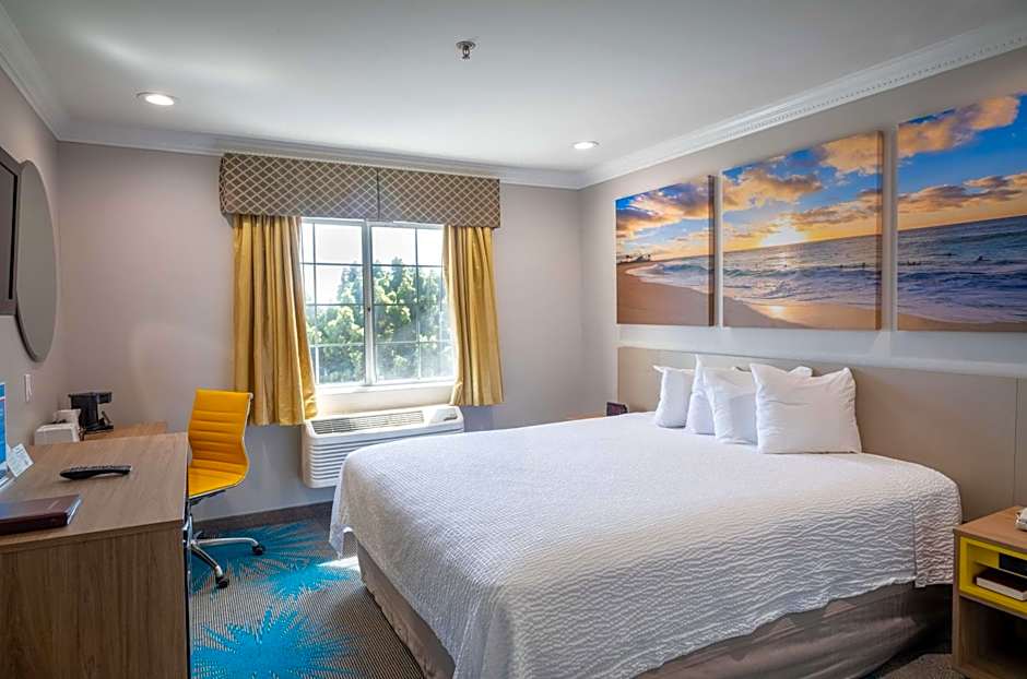 Days Inn by Wyndham Santa Monica