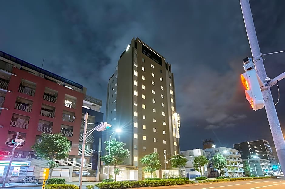 Quintessa Hotel Tokyo Haneda Comic and Books