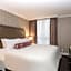 La Grande Residence at the Sutton Place Hotel