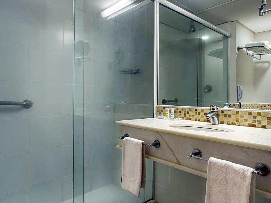 Mercure Salvador Rio Vermelho Hotel