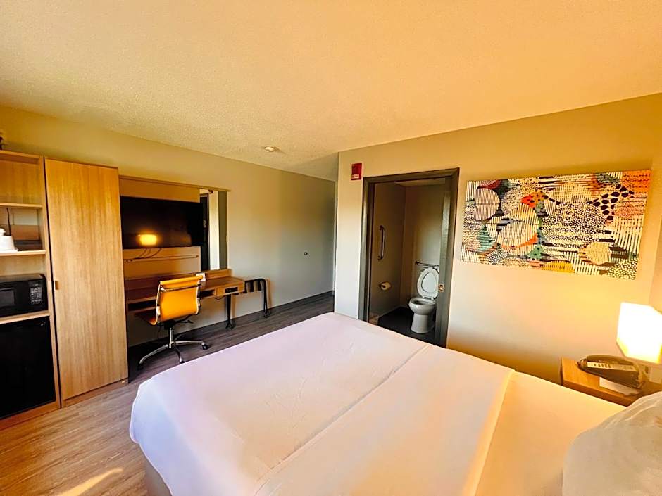 Microtel Inn & Suites by Wyndham Lexington