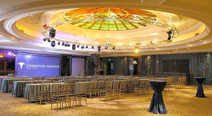 Chinggis Khaan Hotel