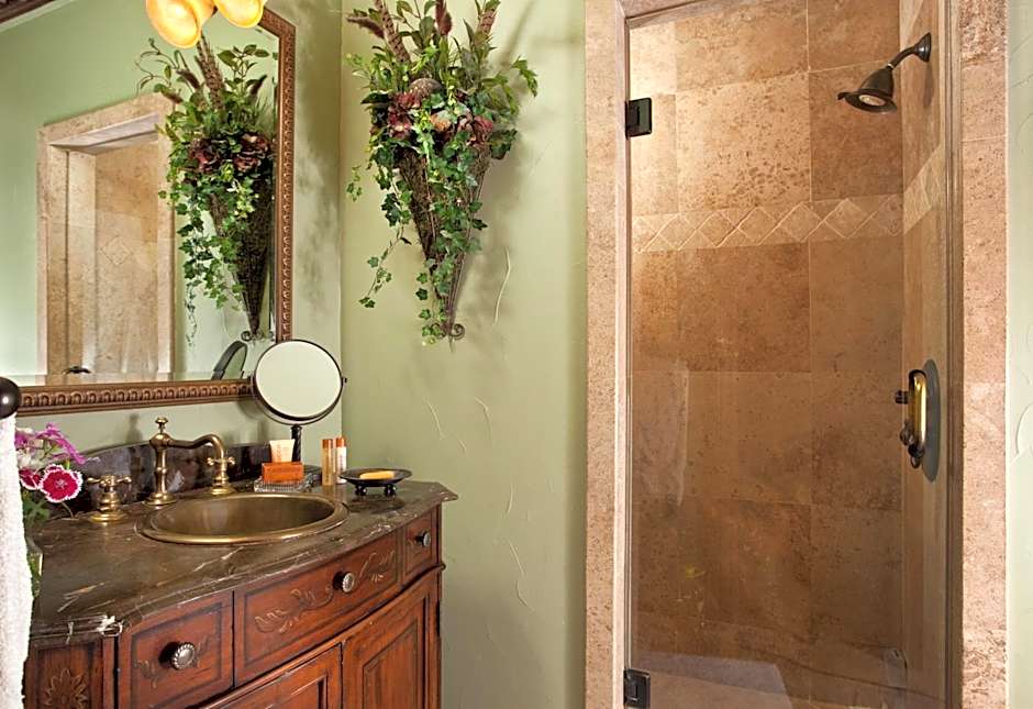 Inn on Lake Granbury