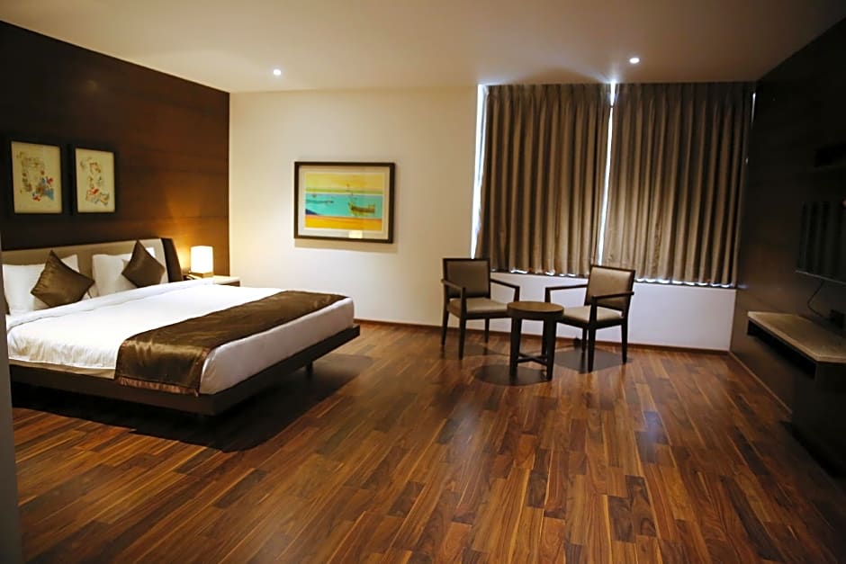 Five Petals Hotel & Banquets