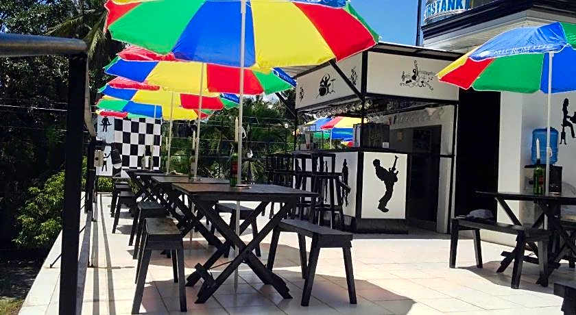 RedDoorz @ Western Highway Lodge Hotel