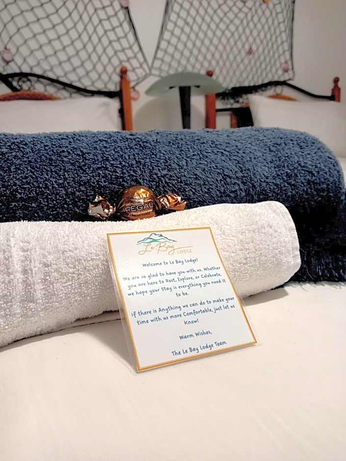 Le Bay Lodge