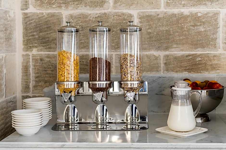 Cesca's Boutique Hotel