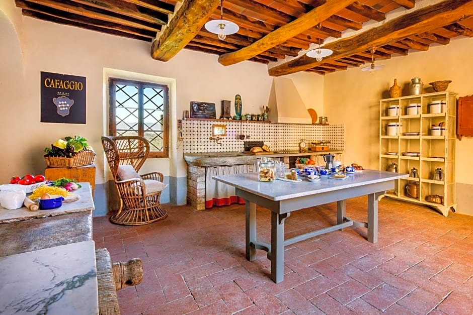 Castello di Cafaggio Suites