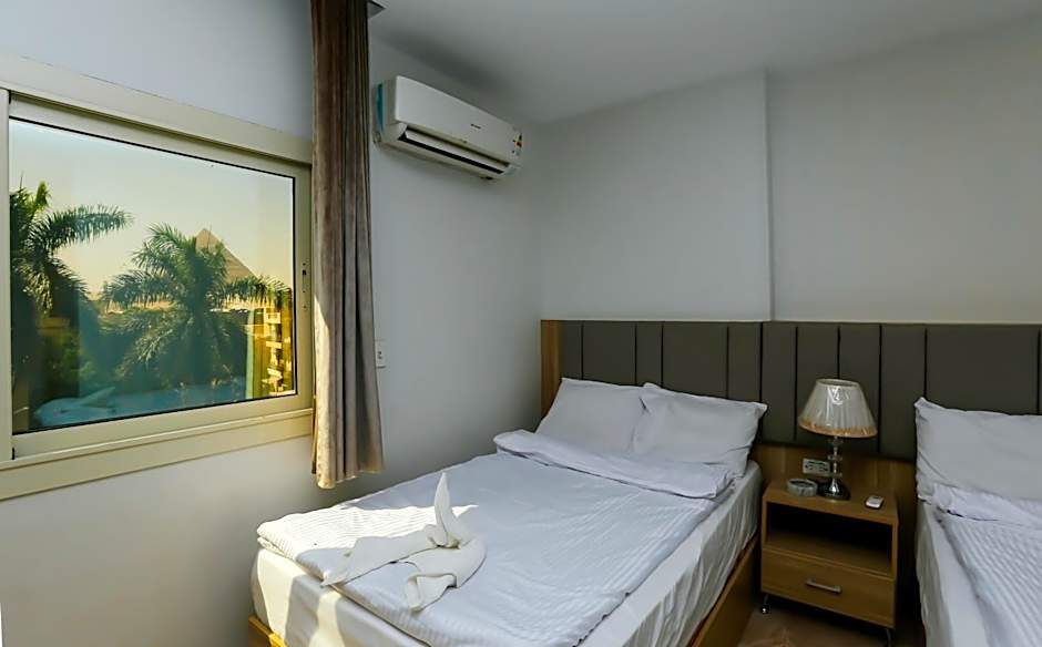Pyramids Express View Hotel