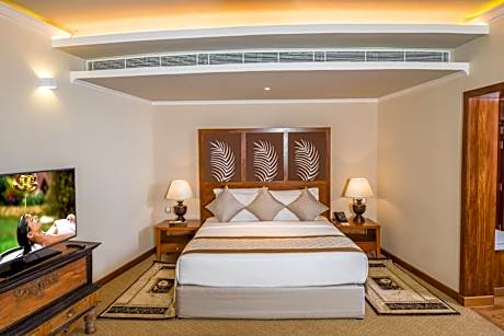 Junior Suite with Mountain View