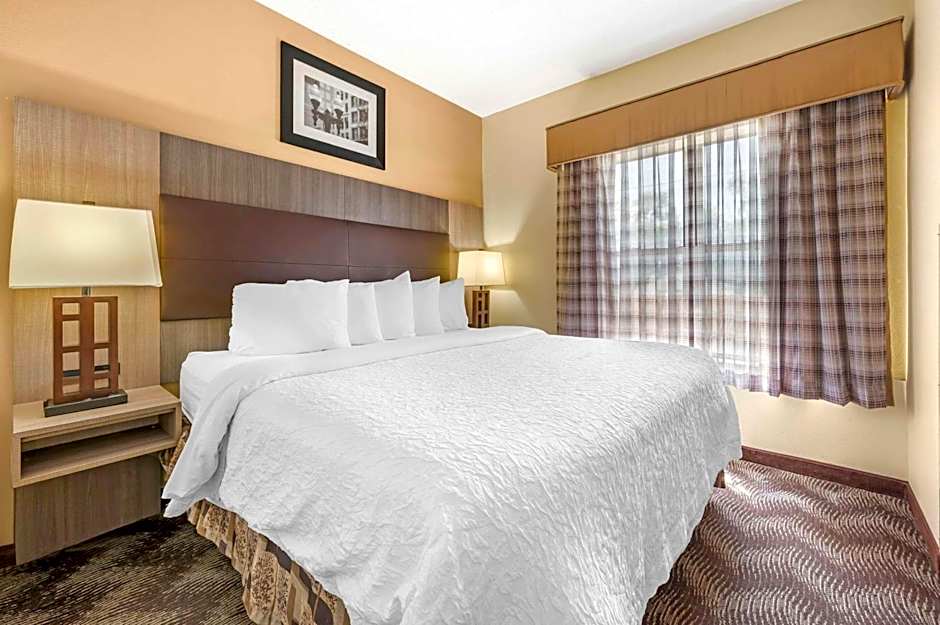 Quality Suites