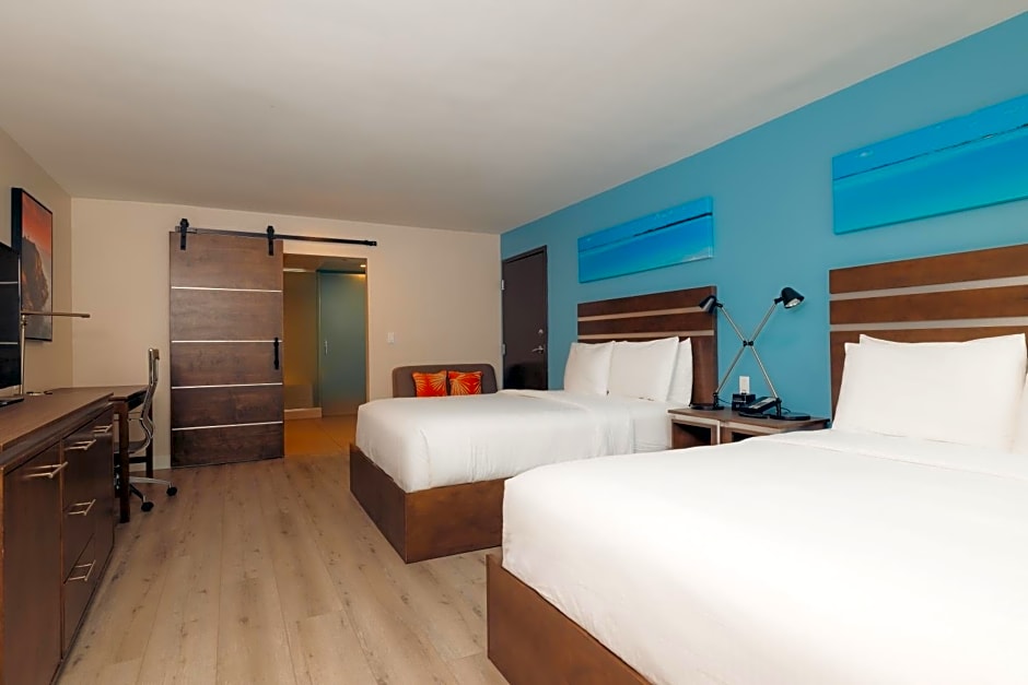 The Cove Hotel
