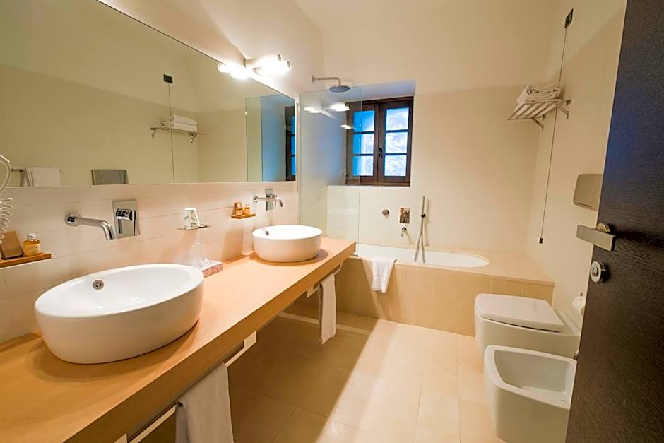 Hotel Cavour Et Des Officiers