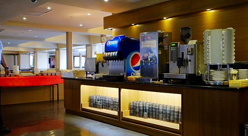 City Suites Gateway Hotel