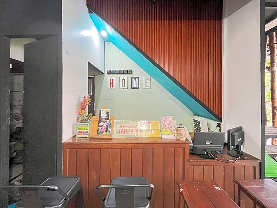 RedDoorz Syariah near Exit Tol Nganjuk