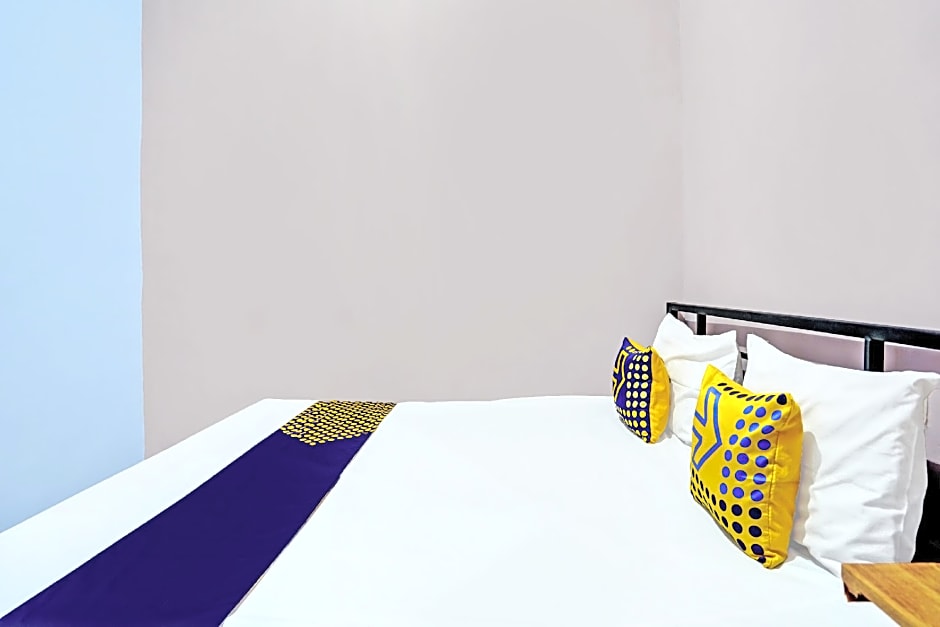 Hotel O Sobat Ijen HomestayNearSungai Prengsengan