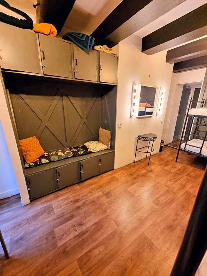 Amsterdam Downtown Hotel Canal View