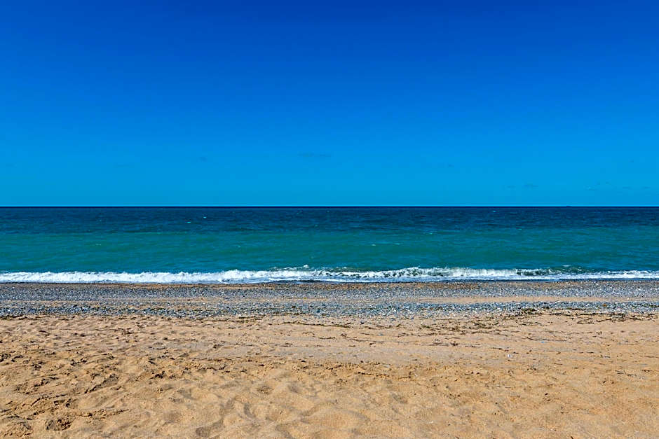 Airport Black Sea Hotel & Restaurant