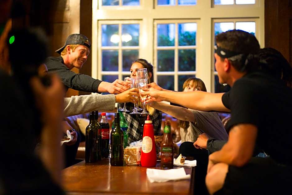 Newcastle Beach YHA Hostel