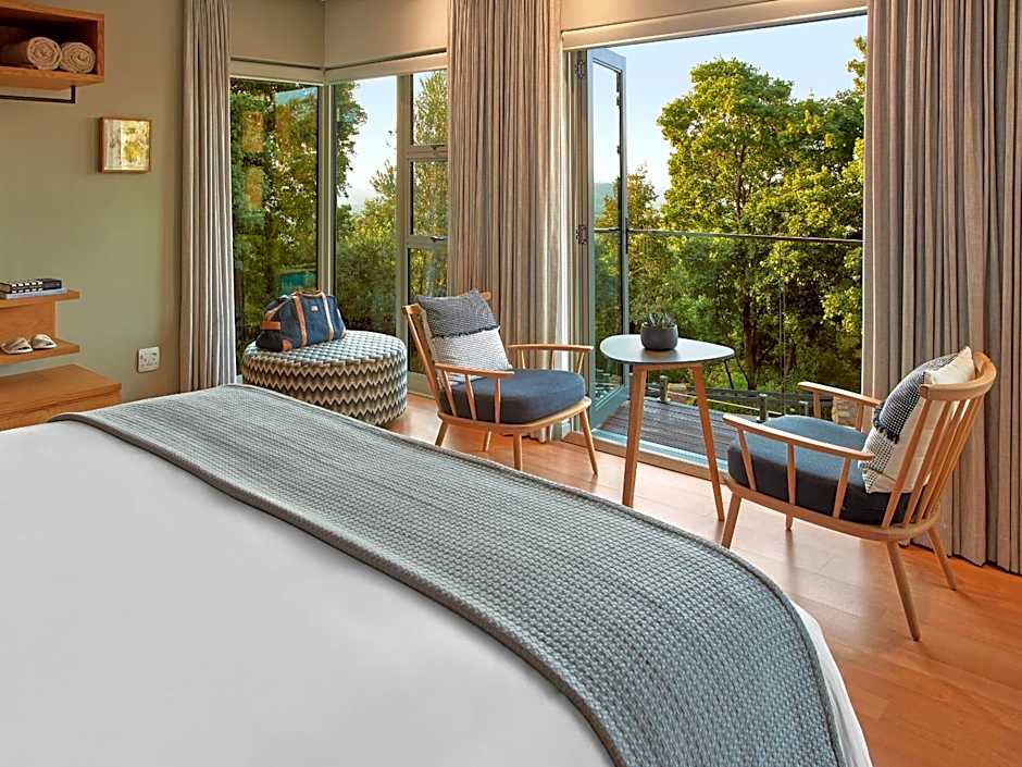 The Cliffside Boutique Getaway