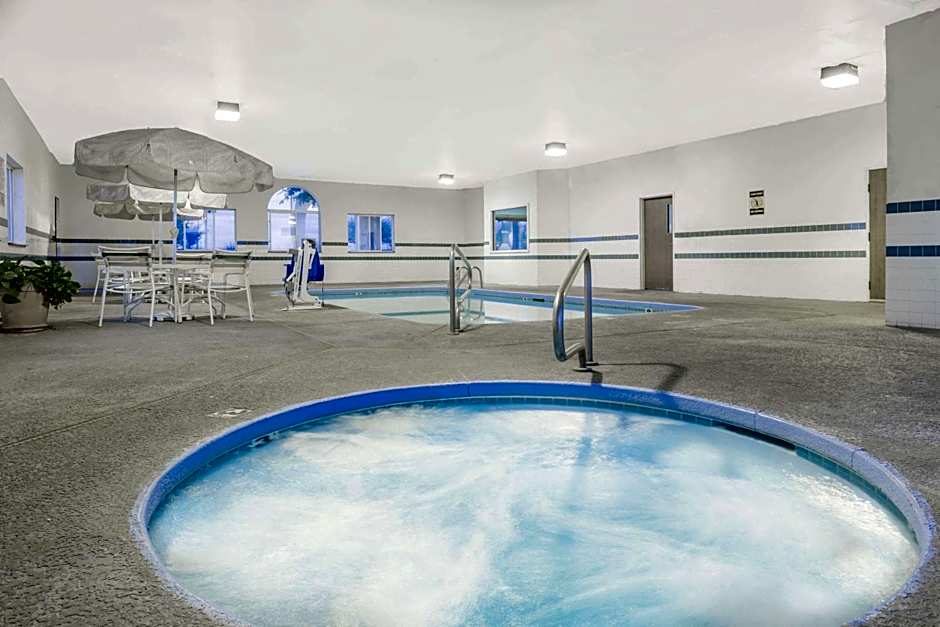 Super 8 by Wyndham Willcox